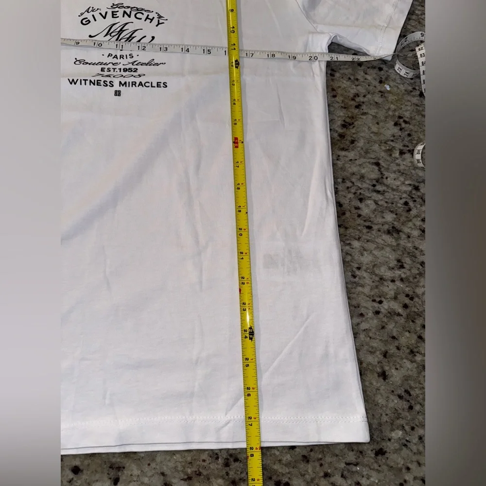 Givenchy MMW print cotton T-shirt size Small New Without Tags unisex Authentic - Picture 7 of 7